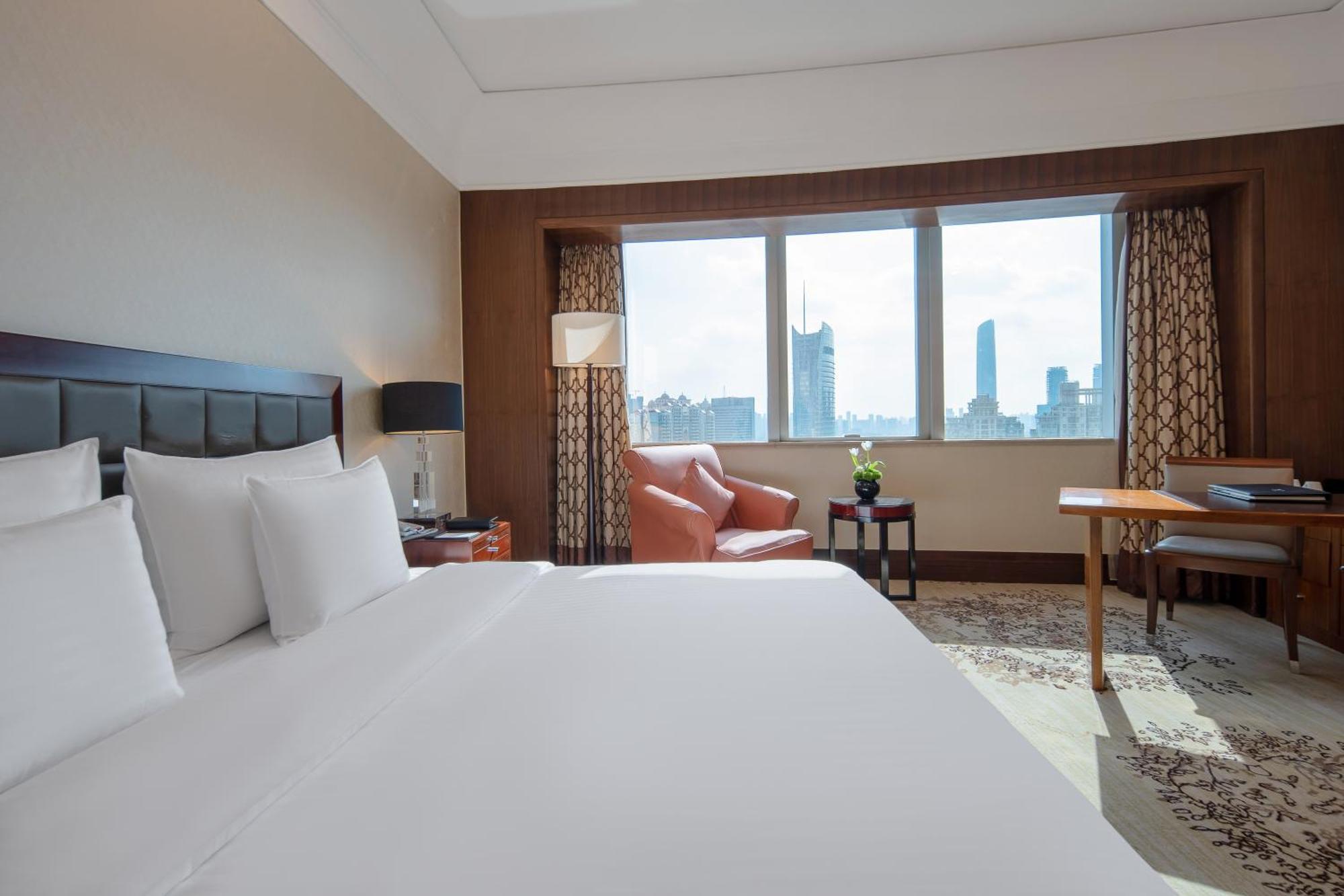 Wuhan Jin Jiang International Hotel Exterior photo