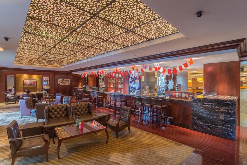Wuhan Jin Jiang International Hotel Exterior photo