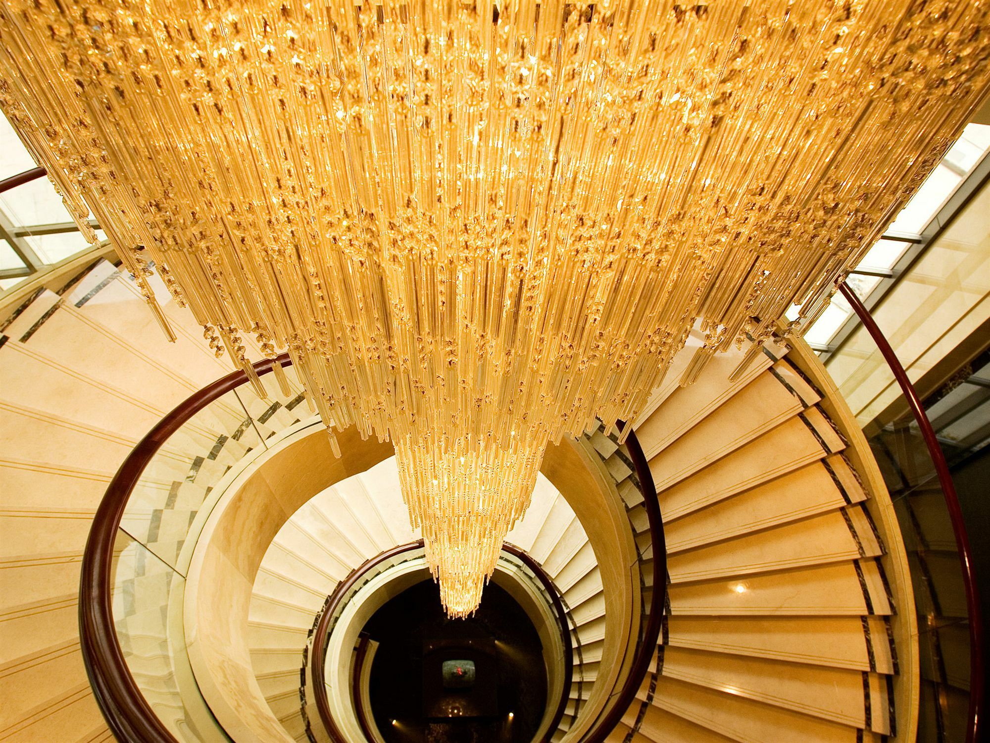 Wuhan Jin Jiang International Hotel Exterior photo